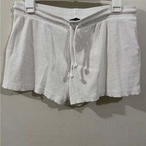 Zara White Ribbed Shorts